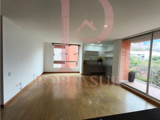 Apartamento de 2 alcobas en arriendo en Lalinde, Medellín, 85 m² · foto 3 de 12