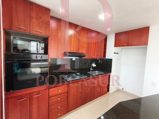 Apartamento de 2 alcobas en arriendo en Lalinde, Medellín, 85 m² · foto 6 de 12