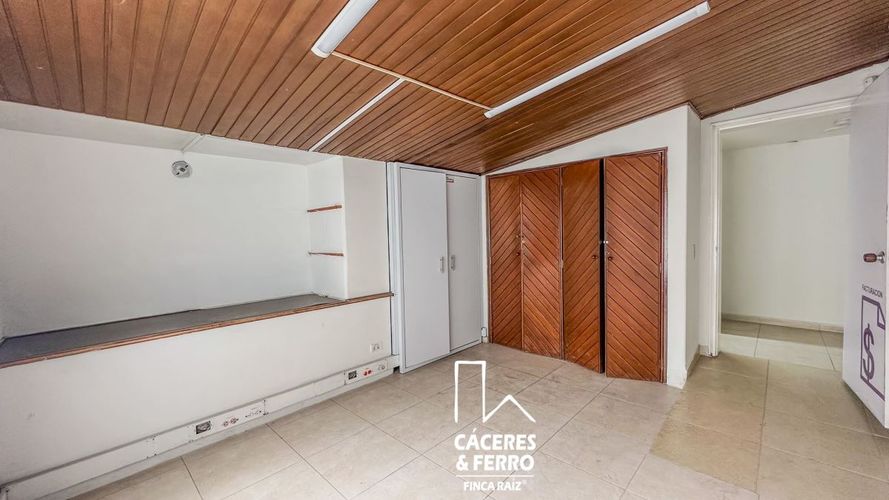 Casa en arriendo en Quinta Paredes, Bogotá, 613 m² · foto 12 de 19
