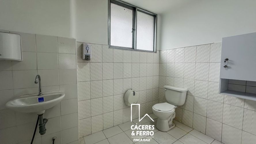 Casa en arriendo en Quinta Paredes, Bogotá, 613 m² · foto 17 de 19