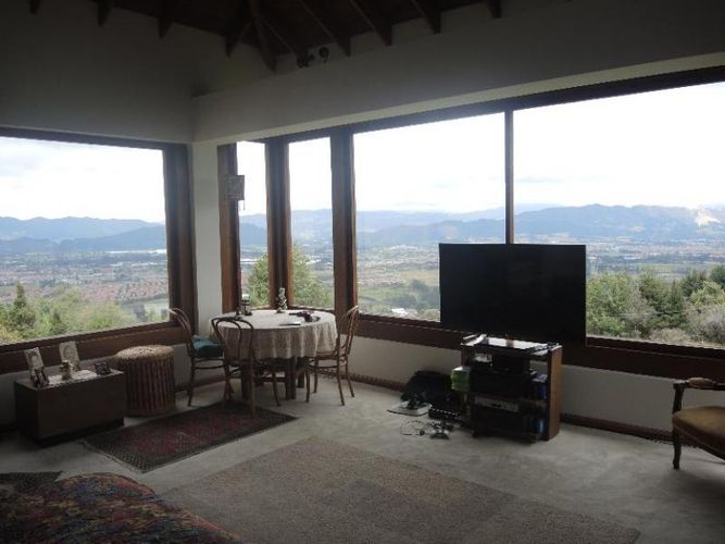 Casa de 4 alcobas en venta en Yerbabuena, Chía, 600 m² · foto 4 de 17