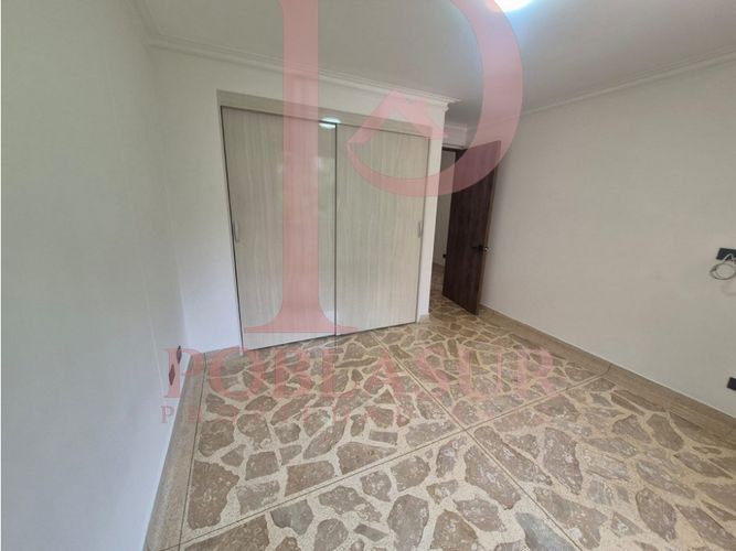 Apartamento de 3 alcobas en arriendo en Castropol, Medellín, 135 m² · foto 7 de 16