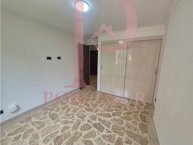 Apartamento de 3 alcobas en arriendo en Castropol, Medellín, 135 m² · foto 12 de 16