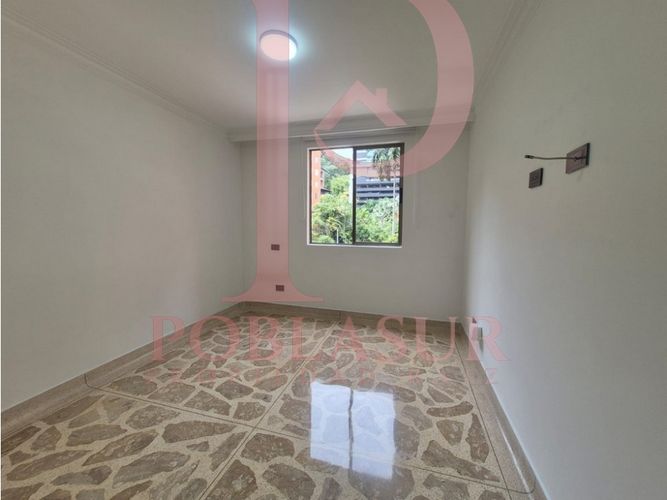 Apartamento de 3 alcobas en arriendo en Castropol, Medellín, 135 m² · foto 16 de 16