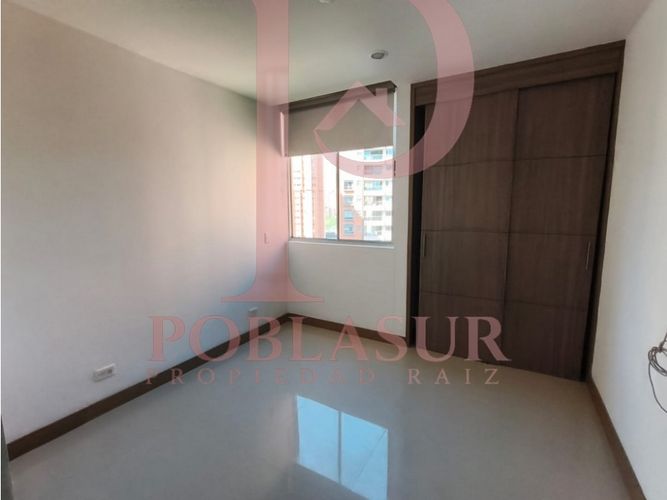 Apartamento de 3 alcobas en arriendo en Castropol, Medellín, 150 m² · foto 10 de 23