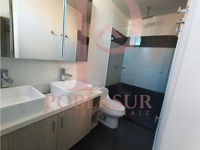 Apartamento de 3 alcobas en arriendo en Castropol, Medellín, 150 m² · foto 11 de 23