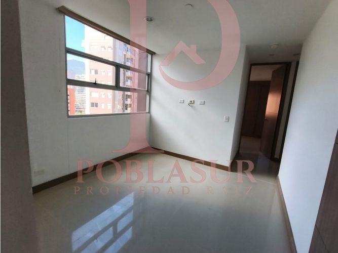 Apartamento de 3 alcobas en arriendo en Castropol, Medellín, 150 m² · foto 12 de 23