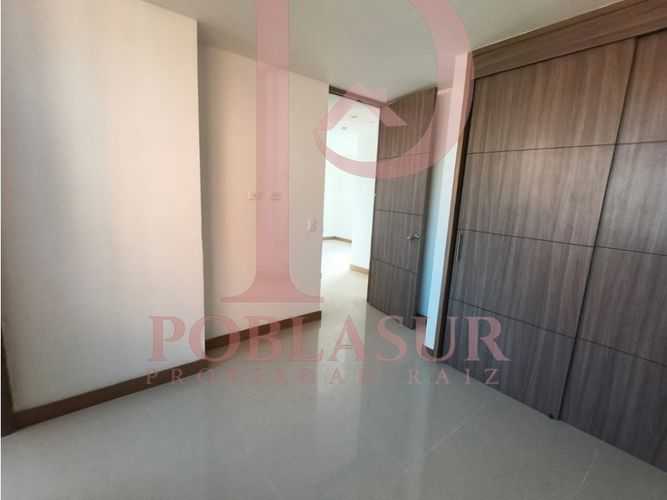 Apartamento de 3 alcobas en arriendo en Castropol, Medellín, 150 m² · foto 13 de 23