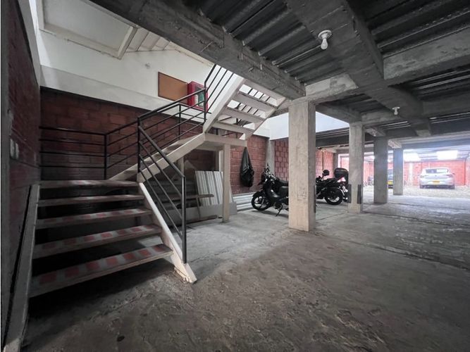 Edificio en venta en El Centro, Manizales, 660 m² · foto 9 de 24