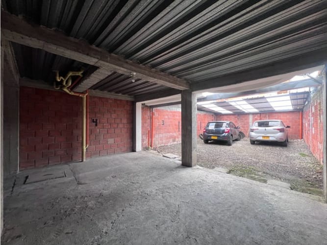 Edificio en venta en El Centro, Manizales, 660 m² · foto 11 de 24