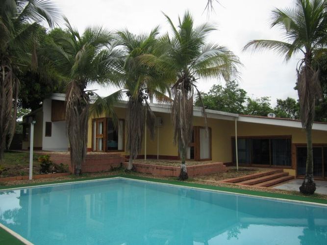 Casa de 4 alcobas en venta en Ricaurte, Ricaurte, 480 m² · foto 10 de 24