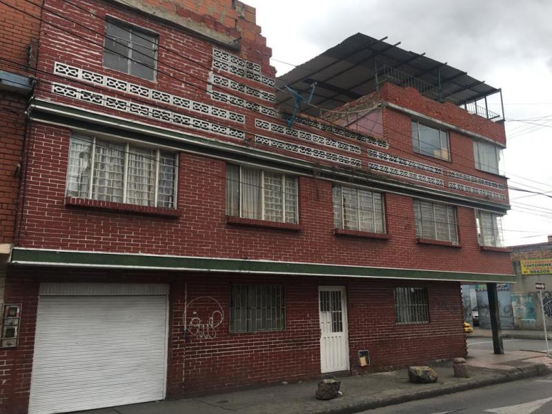 Casa en venta en Engativá, Bogotá · foto 8 de 9