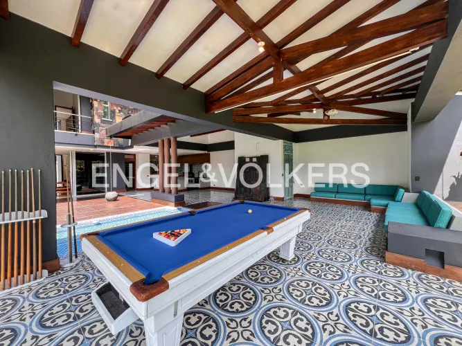Casa de 4 alcobas en venta en Loma De Las Brujas, Envigado, 600 m² · foto 5 de 24