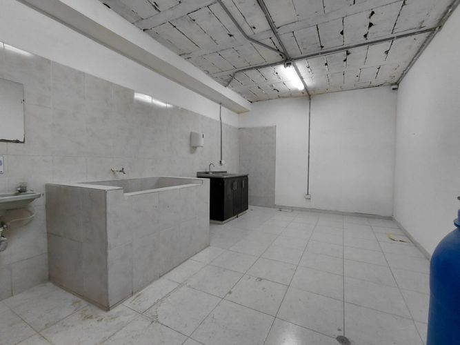 Edificio en arriendo en Junin, Cali, 1115 m² · foto 6 de 24