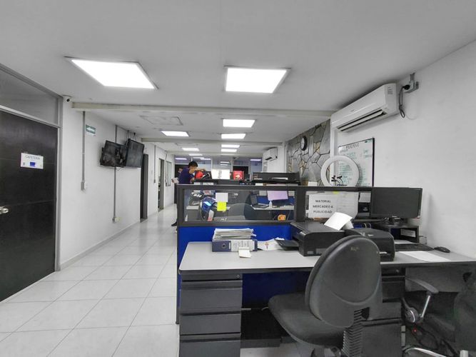 Edificio en arriendo en Junin, Cali, 1115 m² · foto 19 de 24