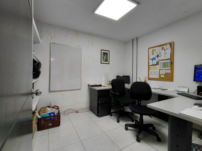 Edificio en arriendo en Junin, Cali, 1115 m² · foto 23 de 24