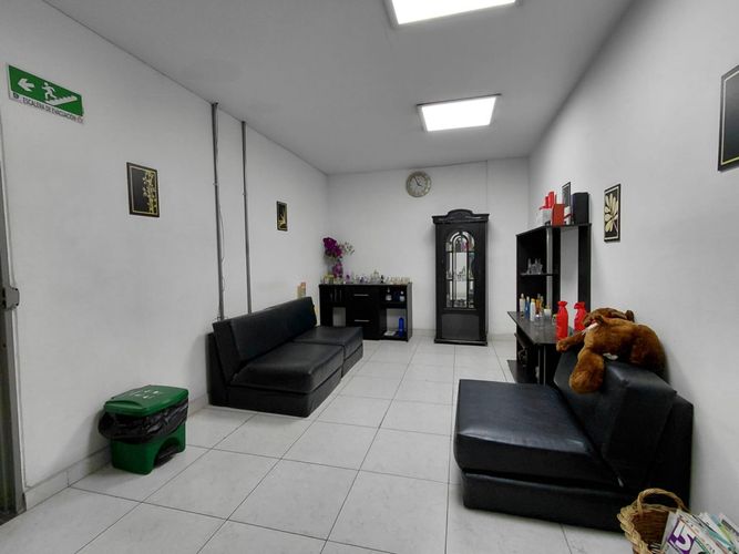 Oficina en arriendo en Junin, Cali, 211 m² · foto 6 de 24