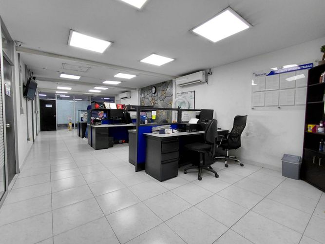 Oficina en arriendo en Junin, Cali, 211 m² · foto 11 de 24