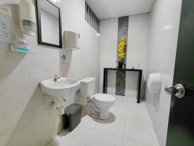 Oficina en arriendo en Junin, Cali, 211 m² · foto 12 de 24
