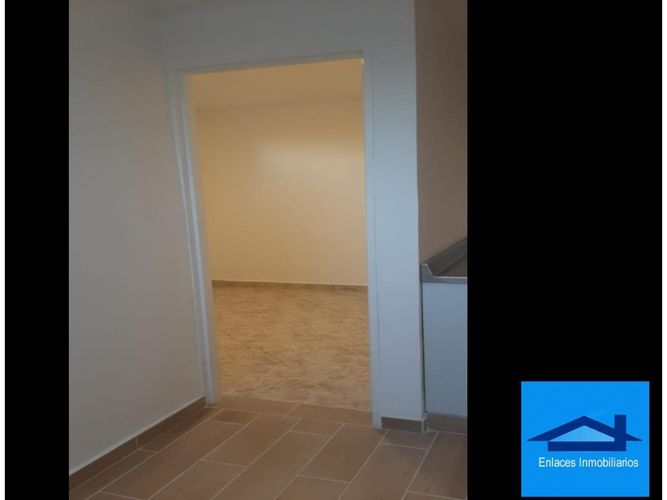 Apartamento de 2 alcobas en venta en San Benito, Medellín, 148 m² · foto 2 de 17