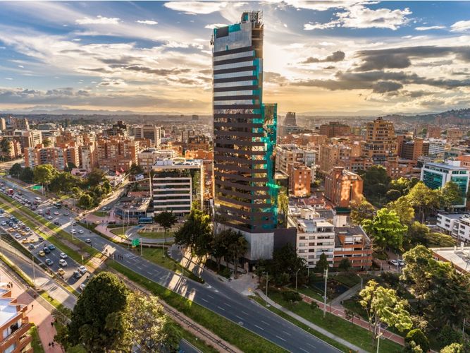 Oficina en Arriendo en Chico norte, Bogotá