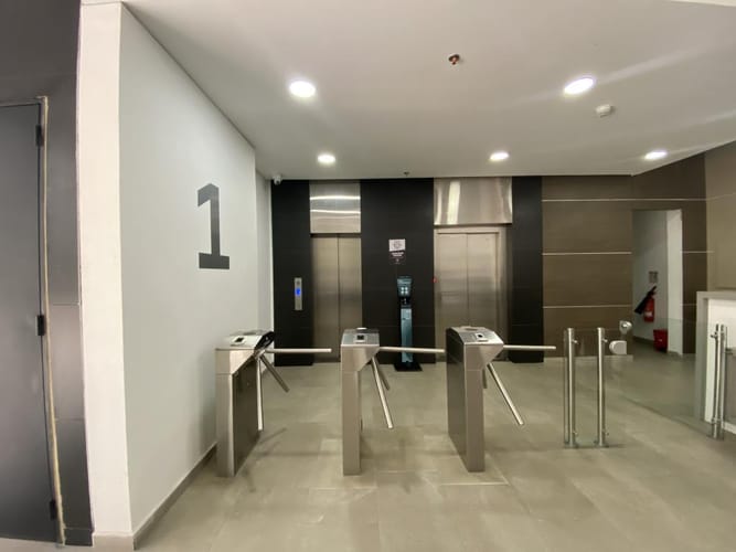 Consultorio en venta en Bojaca, Chía, 31 m² · foto 2 de 18