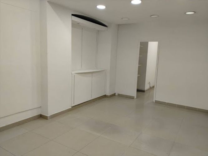 Local en arriendo en La Candelaria, Medellín, 32 m² · foto 5 de 8
