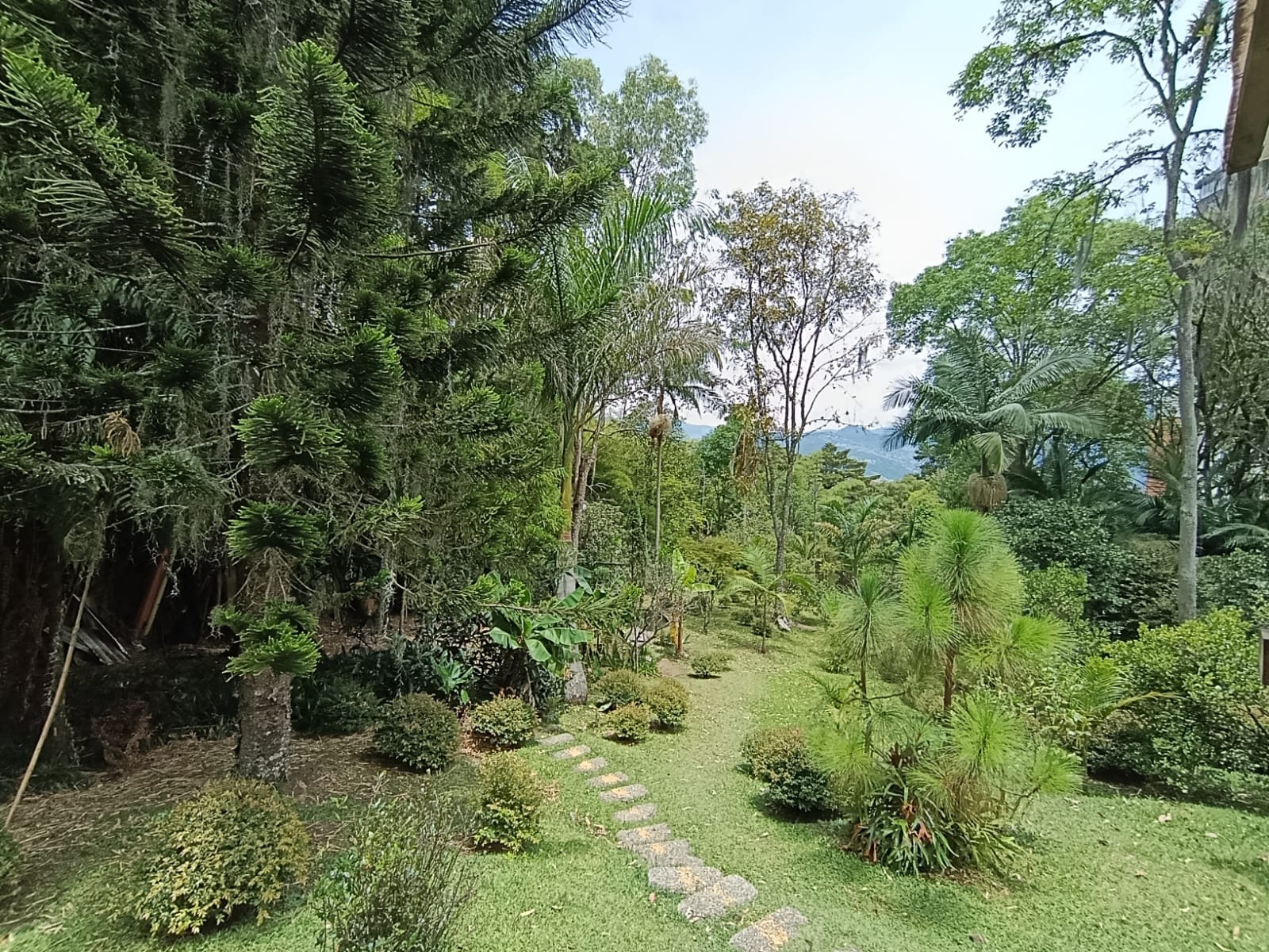 Casa en arriendo en El Poblado, Medellín · foto 15 de 19