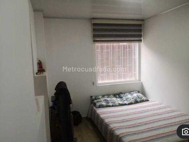 Casa de 5 alcobas en venta en La Esmeralda, Bogotá, 316 m² · foto 8 de 20
