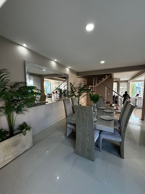 Casa de 6 alcobas en venta en Las Mercedes, Jamundí, 344 m² · foto 3 de 20
