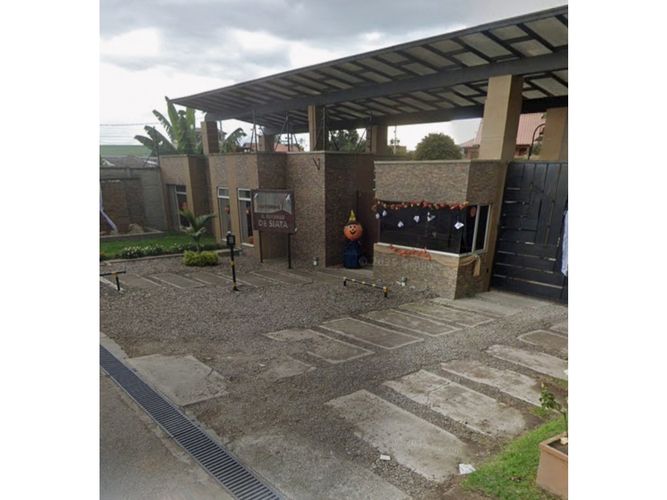 Casa de 6 alcobas en venta en La Leonor Sector Fagua, Chía, 430 m² · foto 2 de 4