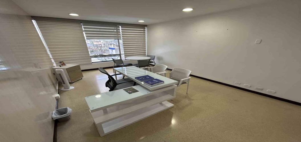 Oficina en venta en Sector Plaza De Bolivar, Pereira, 25 m² · foto 11 de 13