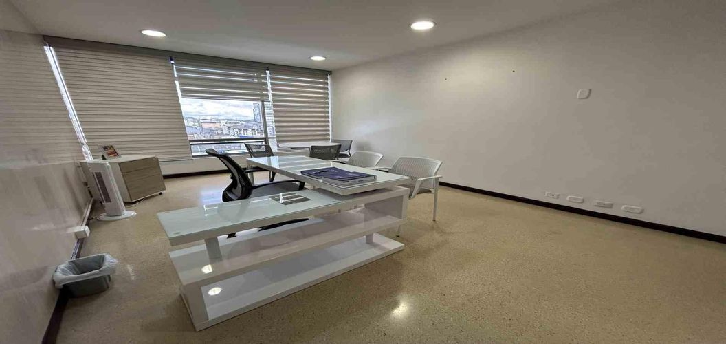 Oficina en venta en Sector Plaza De Bolivar, Pereira, 25 m² · foto 12 de 13