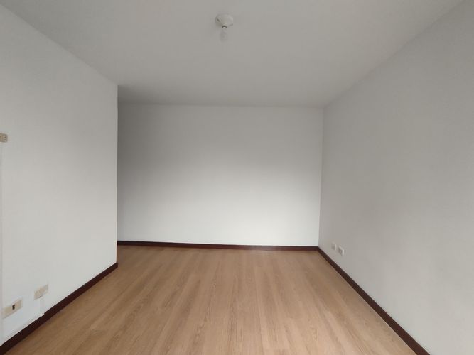 Apartamento de 3 alcobas en arriendo en Loma Del Esmeraldal, Envigado, 109 m² · foto 18 de 20