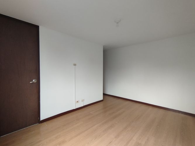 Apartamento de 3 alcobas en arriendo en Loma Del Esmeraldal, Envigado, 109 m² · foto 19 de 20