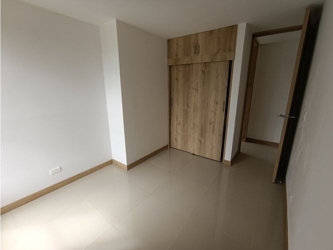 Apartamento de 3 alcobas en venta en El Carmen De Viboral, El Carmen de Viboral, 75 m² · foto 16 de 24