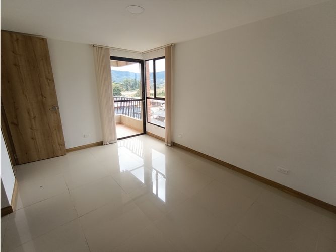 Apartamento de 3 alcobas en venta en El Carmen De Viboral, El Carmen de Viboral, 75 m² · foto 22 de 24