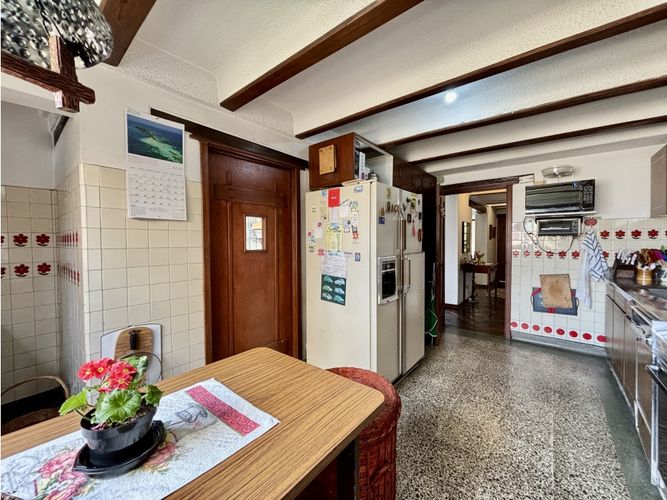Casa de 3 alcobas en venta en Santa Barbara, Bogotá, 408 m² · foto 8 de 16