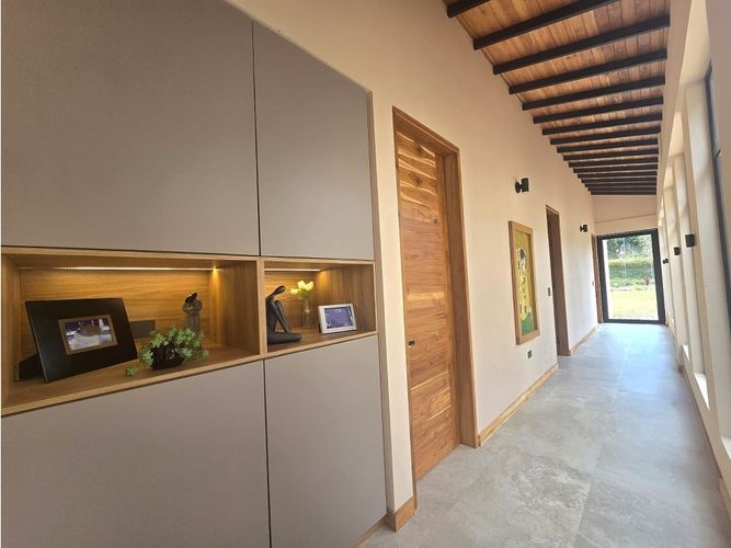 Casa de 3 alcobas en arriendo en La Clara, Guarne, 350 m² · foto 9 de 24