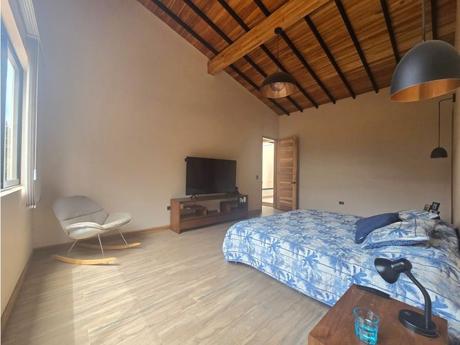 Casa de 3 alcobas en arriendo en La Clara, Guarne, 350 m² · foto 11 de 24