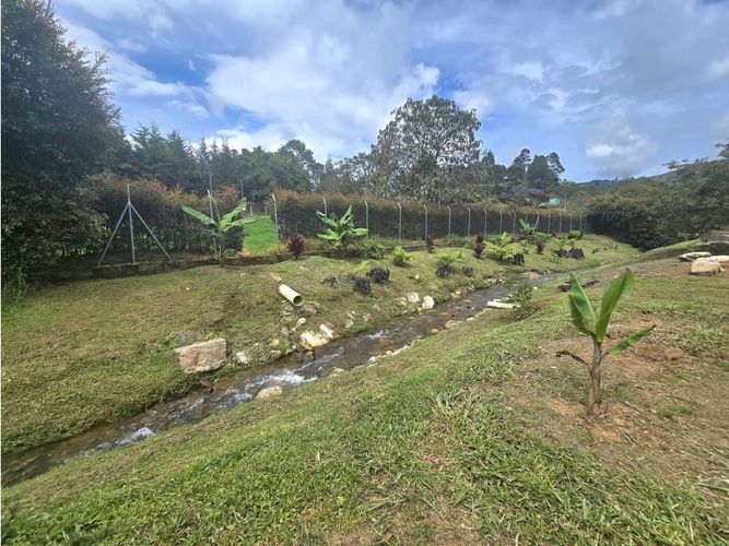 Casa de 3 alcobas en arriendo en La Clara, Guarne, 350 m² · foto 24 de 24
