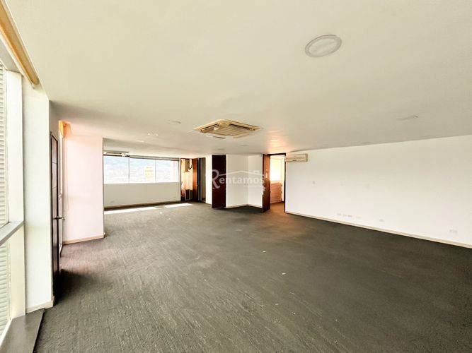 Oficina en arriendo en Milla De Oro, Medellín, 83 m² · foto 2 de 20
