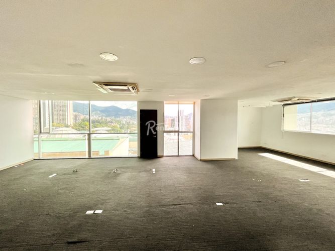 Oficina en arriendo en Milla De Oro, Medellín, 83 m² · foto 14 de 20