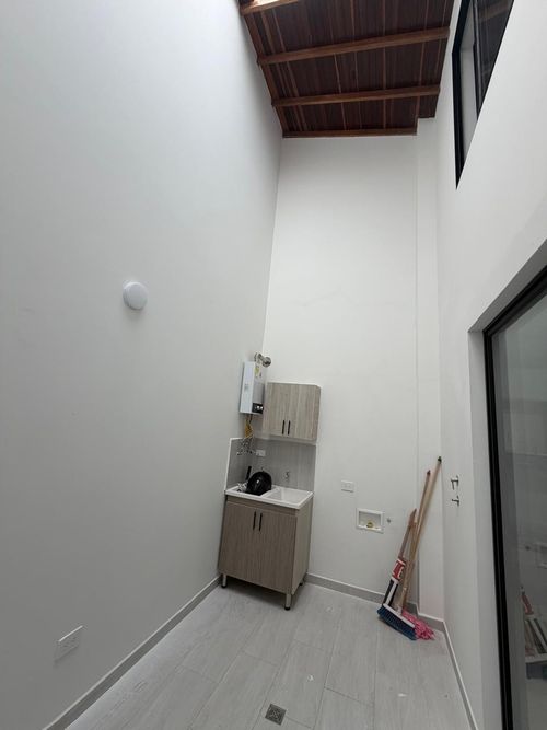 Casa de 3 alcobas en venta en La Ceja, 125 m² · foto 11 de 14
