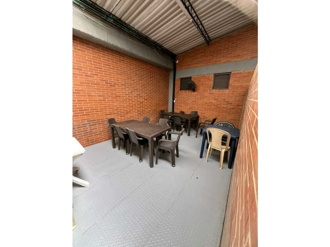 Bodega en arriendo en Siberia, Cota, 1300 m² · foto 3 de 12