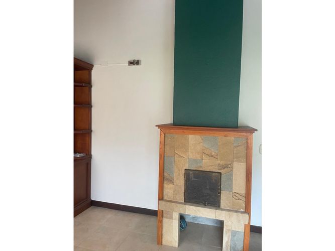 Casa de 3 alcobas en arriendo en Altos Del Escobero, Envigado, 270 m² · foto 8 de 18