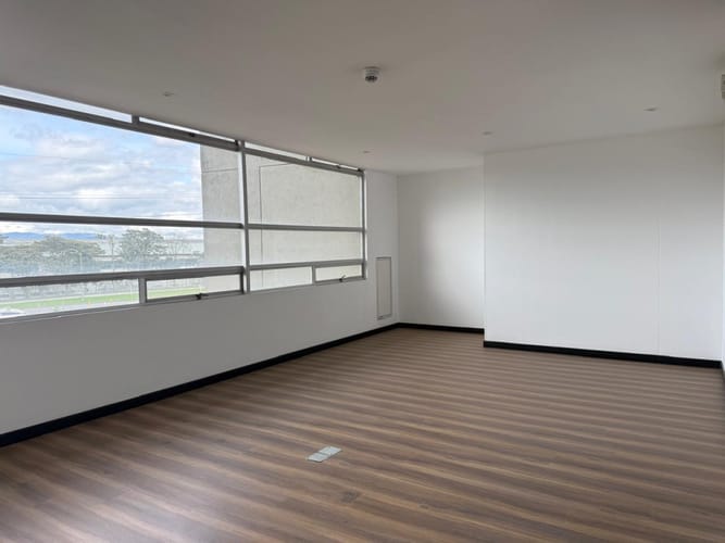 Oficina en arriendo en Siberia, Cota, 440 m² · foto 14 de 21