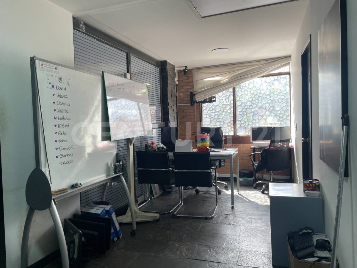 Casa en venta en San Luis, Bogotá · foto 6 de 10