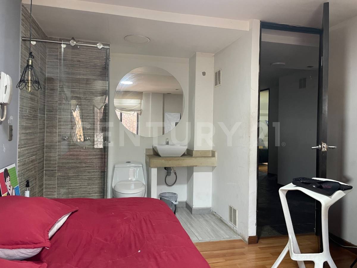 Casa en venta en San Luis, Bogotá · foto 8 de 10