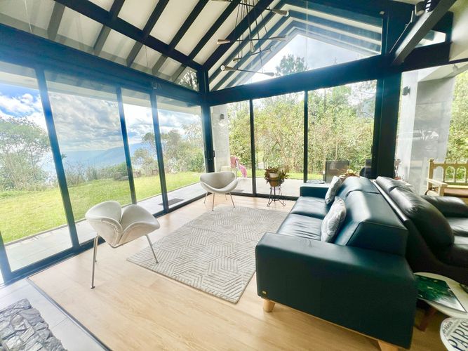 Casa de 5 alcobas en venta en La Catedral, Envigado, 222 m² · foto 4 de 20